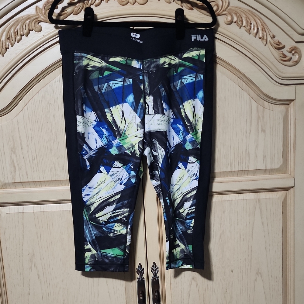 Fila Black and Blue Capri Leggings for Activewear L